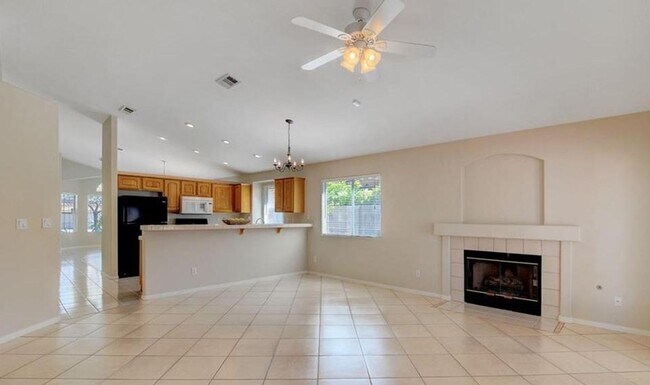 Building Photo - Delightful one-story abode nestled in the ...