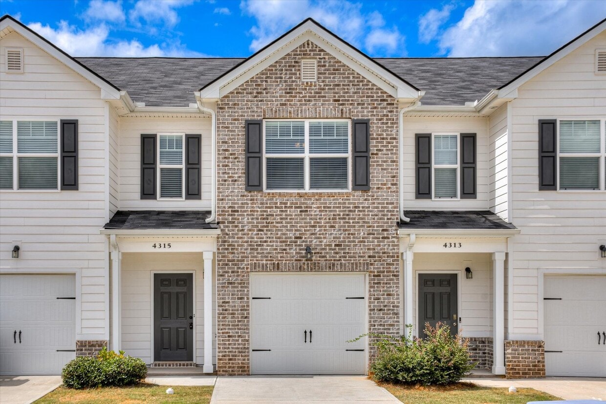 Foto principal - 4315 Newland St