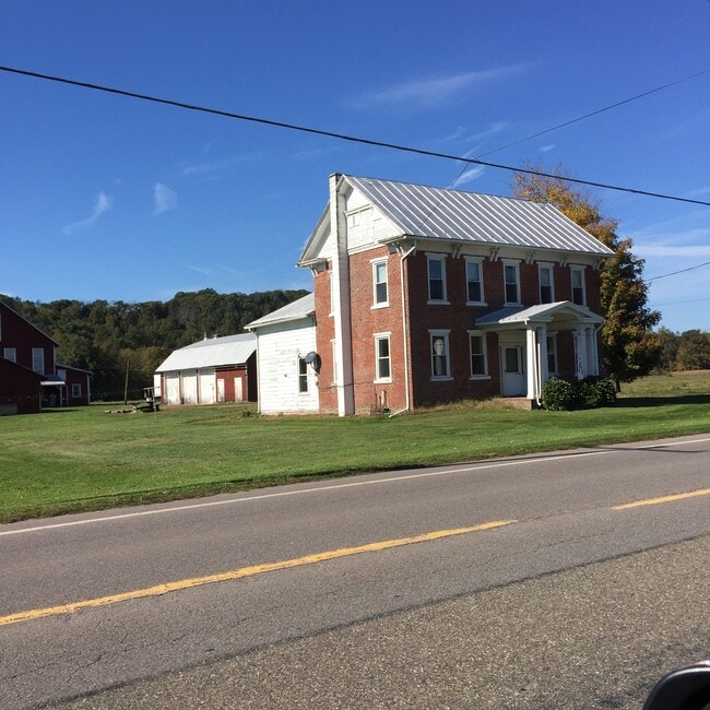 Building Photo - 4045 Maple Grove Rd