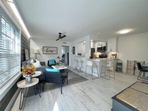 Building Photo - 1855 Portsmouth St