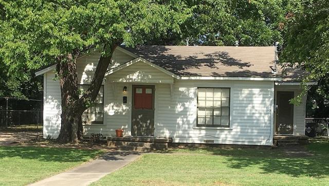 Building Photo - 1016 Coit St