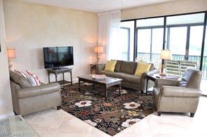 Foto del edificio - 7040 Pelican Bay Blvd