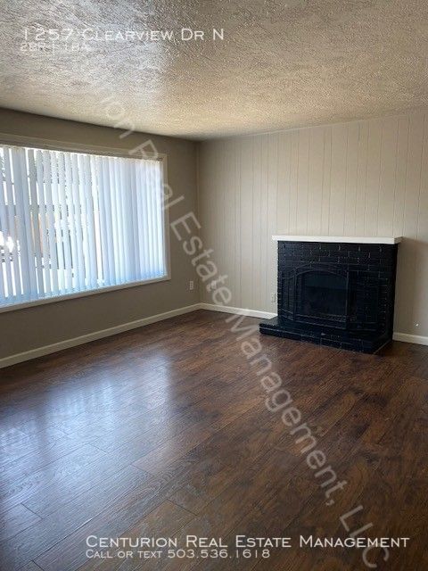 Building Photo - 1257 Clearview Dr NE