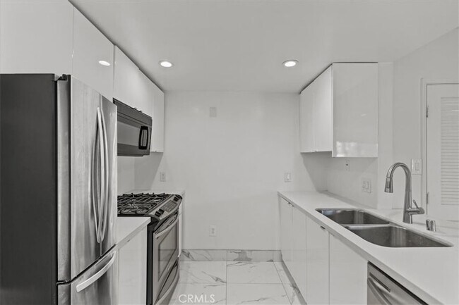 Foto del edificio - 939 Palm Ave
