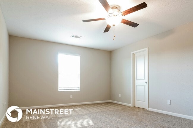 Building Photo - 1012 Nandina Ct