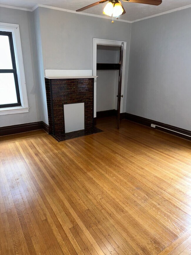 Building Photo - 455 S Atlantic