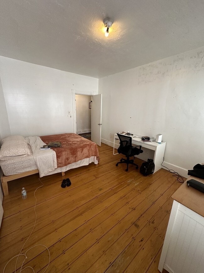 Building Photo - 50 Fisher Ave