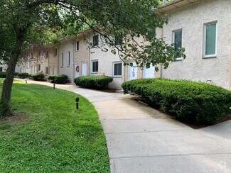Building Photo - 85 N Middletown Rd
