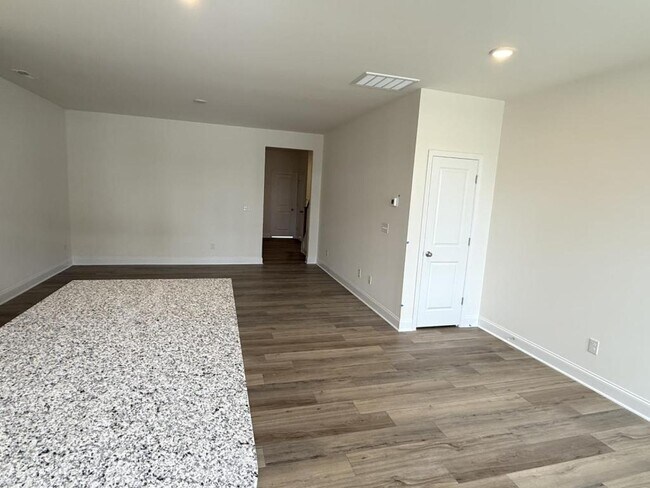 Building Photo - 6332 Granite Quarry Dr