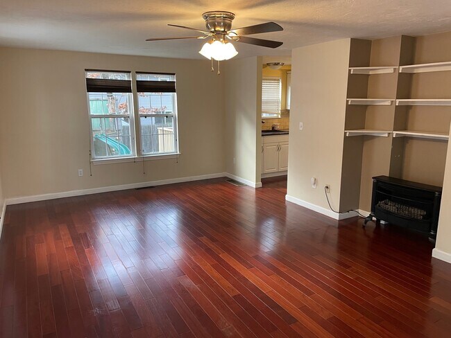 Foto del edificio - 16 Bowstring Way