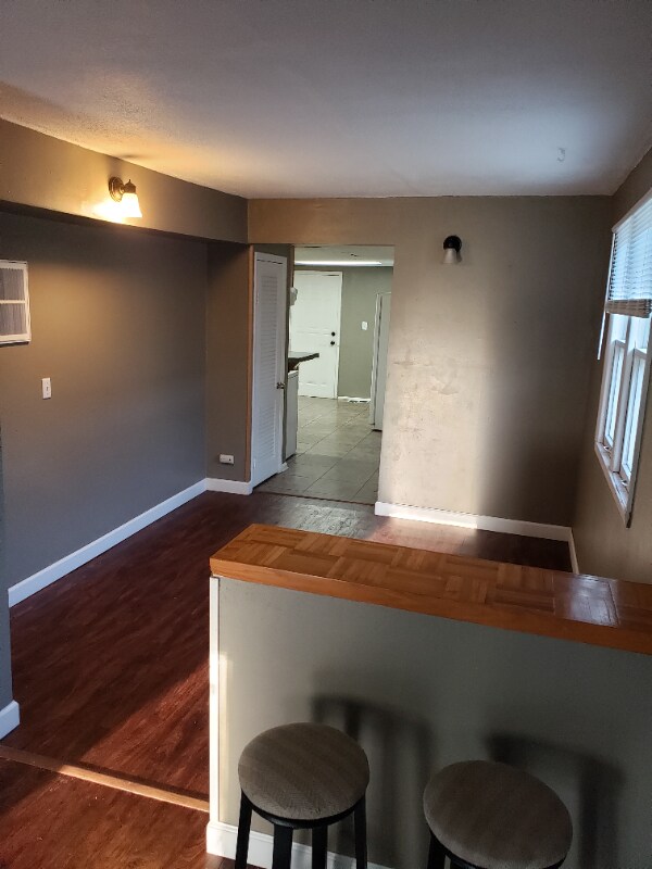Building Photo - 1323 Carbaugh Ave