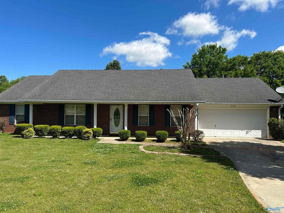129 Buckhead Run, New Market, AL 35761 House Rental in New Market, AL