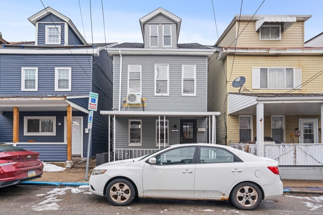 Photo - 2321 Spring St House