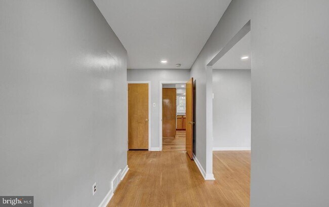 Foto del edificio - 11 Providence Rd