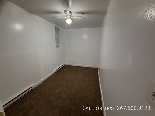 Building Photo - 729 N 43rd St