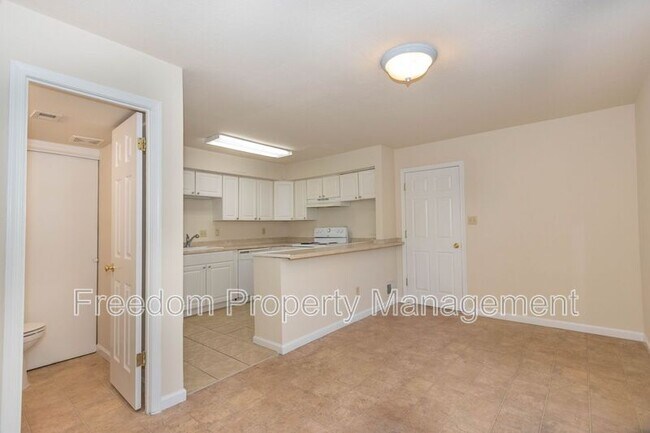 Foto del edificio - 9206 Hood Rd