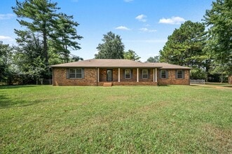 Building Photo - 3721 General Ct