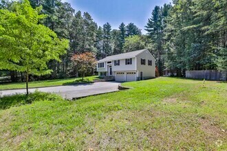 Building Photo - 76 Groton Rd