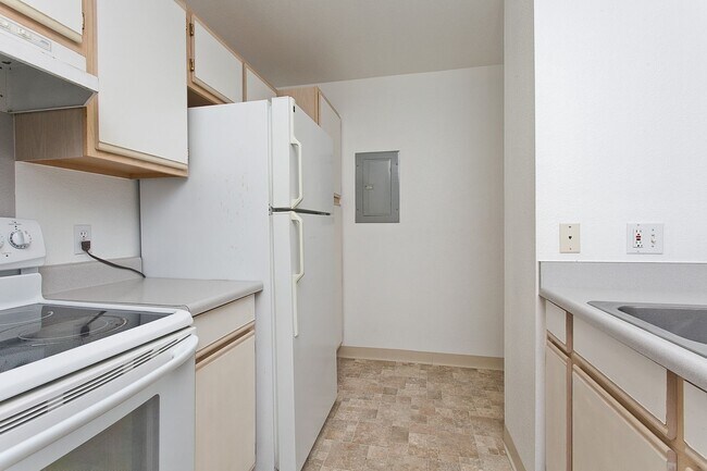 Foto del edificio - Hillsdale #106 - 2 BD 2 BA 2 PRK