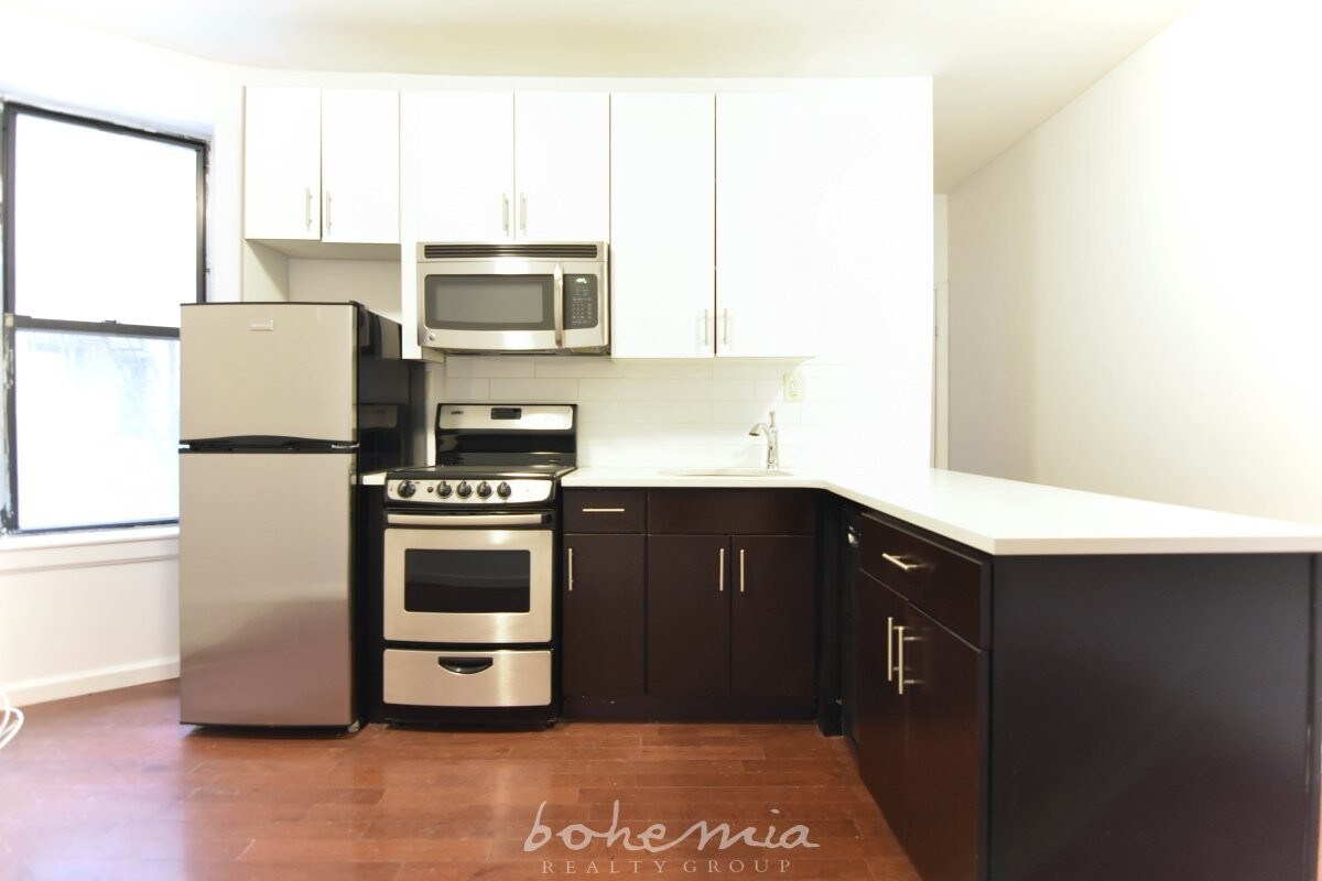Foto principal - 65 Nagle Ave