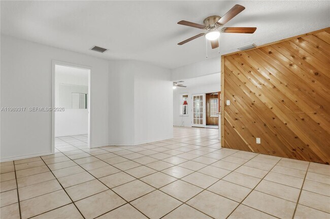 Foto del edificio - 4512 SW 27th Terrace