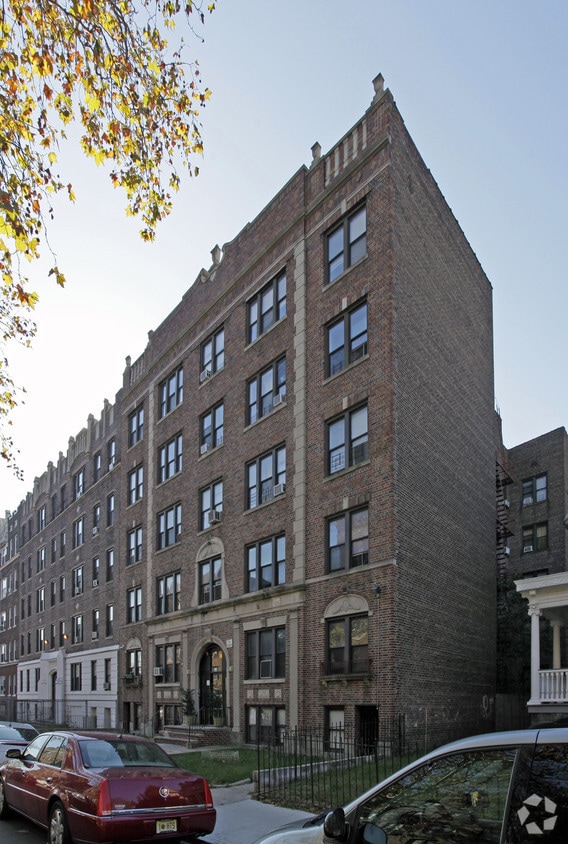 31 Gifford Ave, Jersey City, NJ 07304 Apartments in Jersey City, NJ