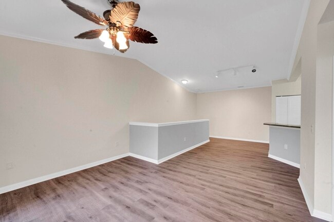 Foto del edificio - 343 SE Rogers Ct