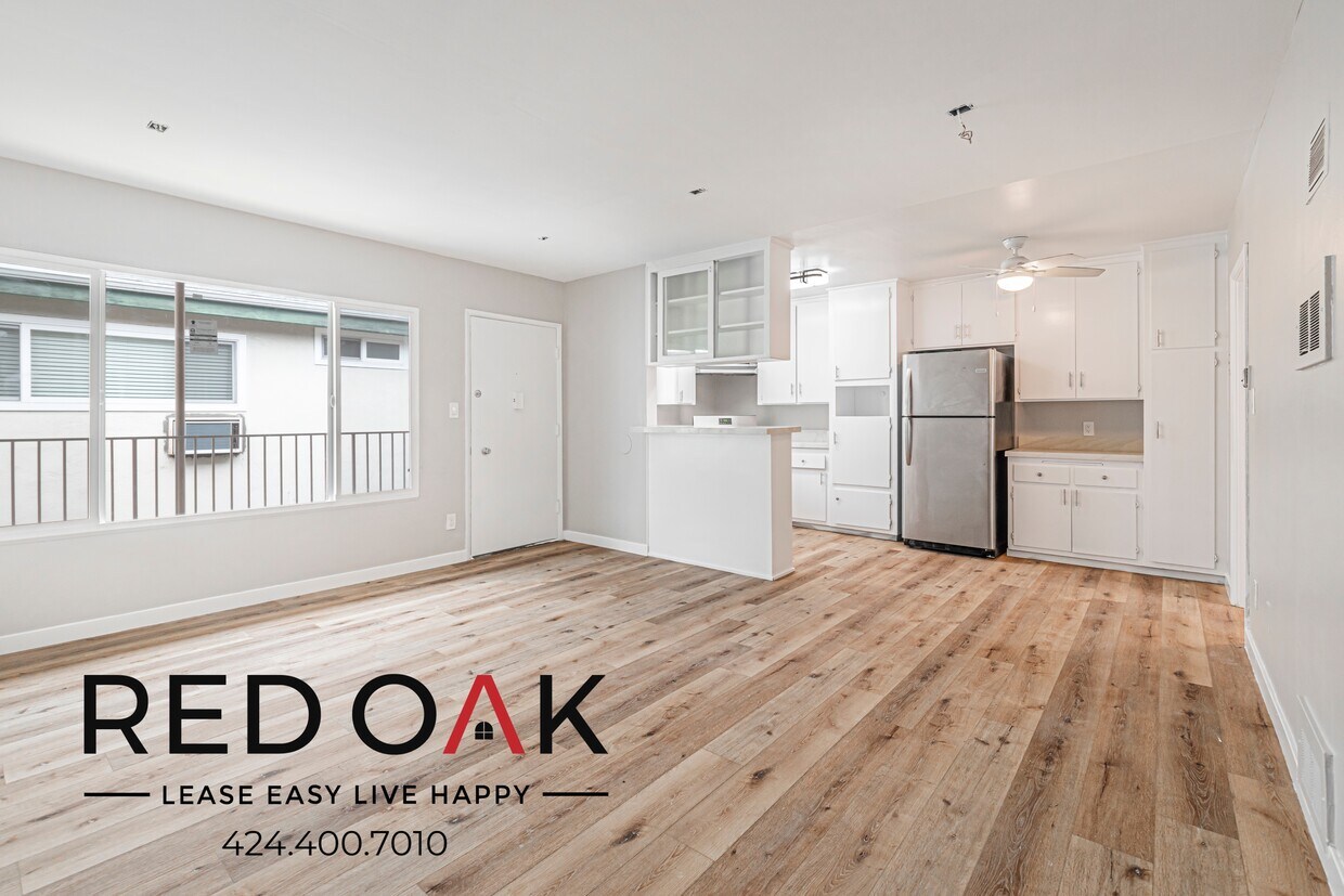 Foto principal - 320 S Sherbourne Dr