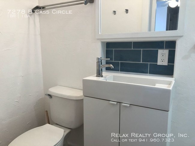 Foto del edificio - Affordable Guest House in Gulf Gate for rent