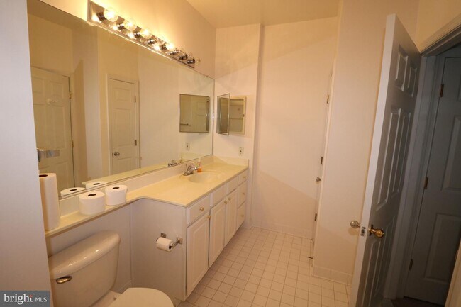 Foto del edificio - 333 Elmcroft Blvd