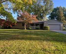 Building Photo - 115 Bennett Rd