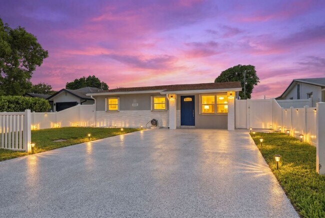 Foto del edificio - 128 NW 10th Ave