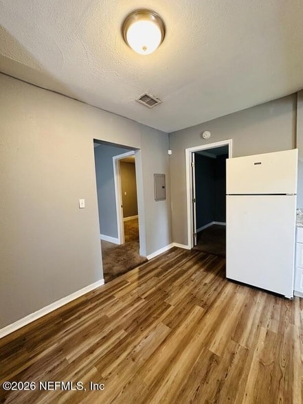 Building Photo - 5238 San Juan Ave