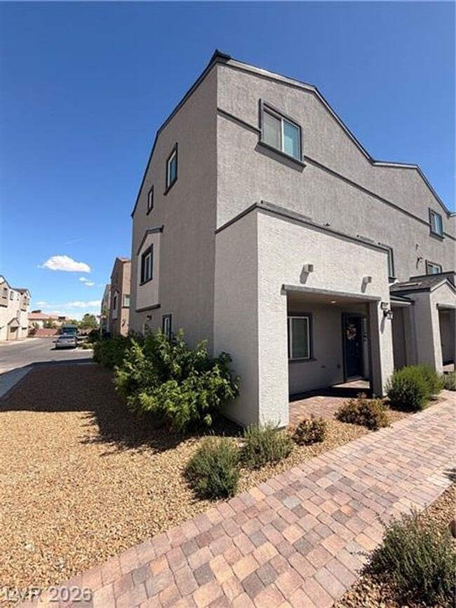 Building Photo - 3557 Grigio St
