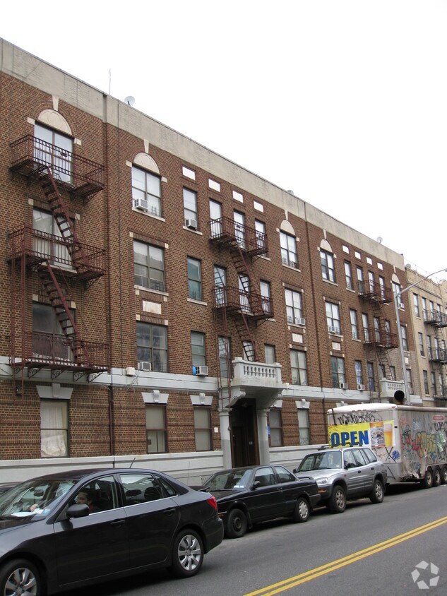2211 Ditmas Ave, Brooklyn, NY 11226 Rentals in Brooklyn at 2211 Ditmas Ave Brooklyn, NY