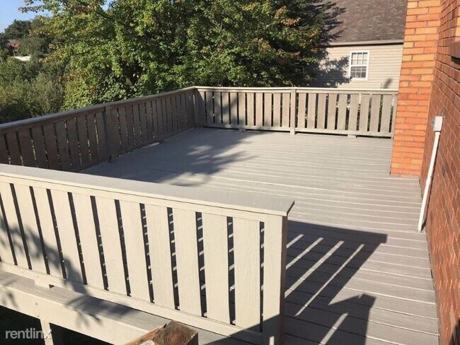 Foto del edificio - 4 br, 1.5 bath House - 828 Londonderry Dr
