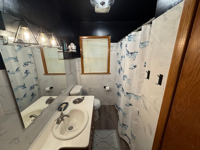 Foto del edificio - 2179 Margaret St