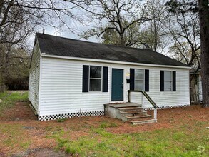 Building Photo - 7131 Suntan St