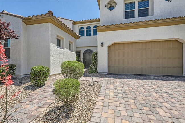 Building Photo - 355 Pearl Fountains Ct