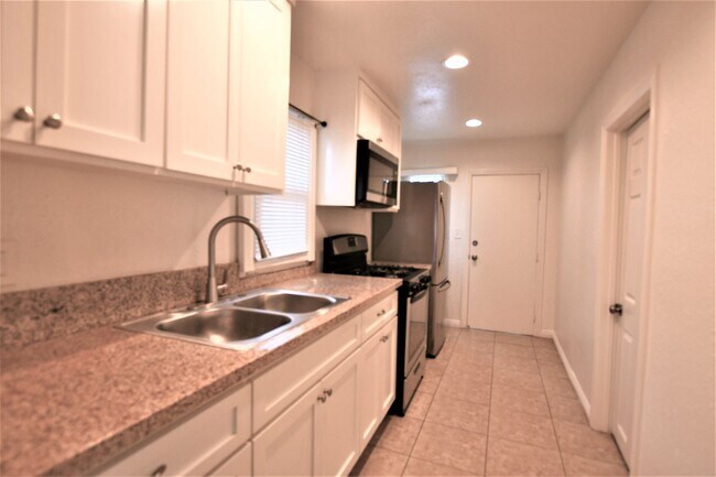 Building Photo - 129-133 SOUTH 11TH STREET