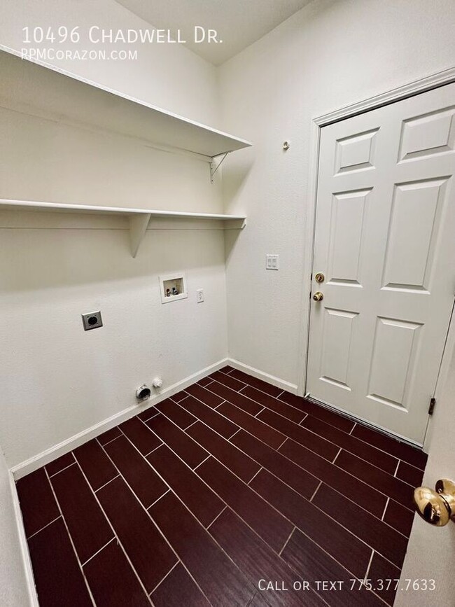 Building Photo - 10496 Chadwell Dr