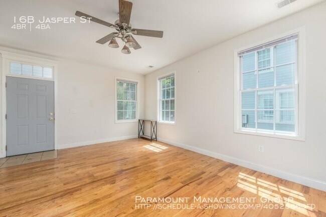 Building Photo - 16 Jasper St