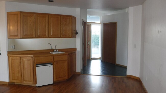 Foto del edificio - 1345 View Ct