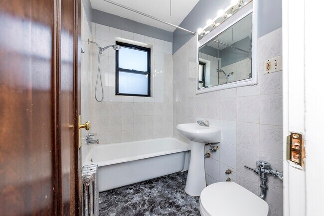 Foto del edificio - 1721 W North Shore Ave