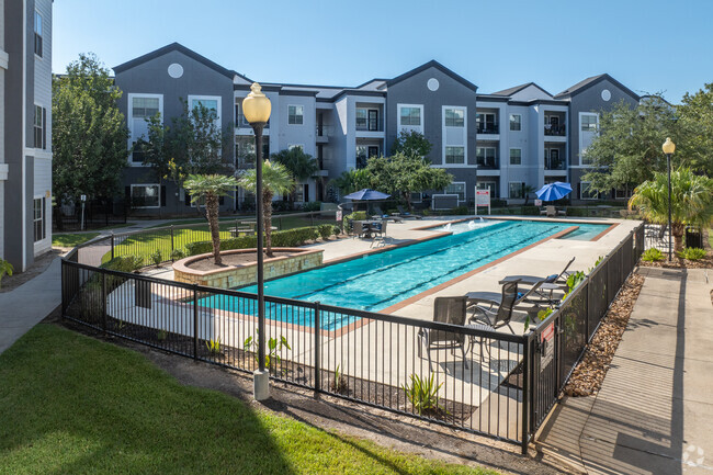 Piscina - Mansions at Moses Lake