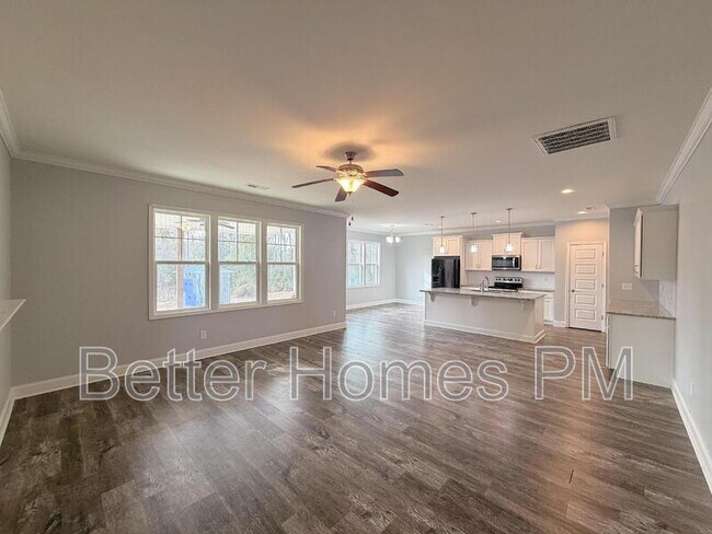 Building Photo - 9058 White Oak Hill Rd