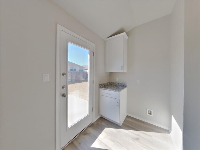 Foto del edificio - 3516 Stride Ln