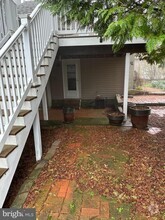 Building Photo - 14822 Charmian Rd