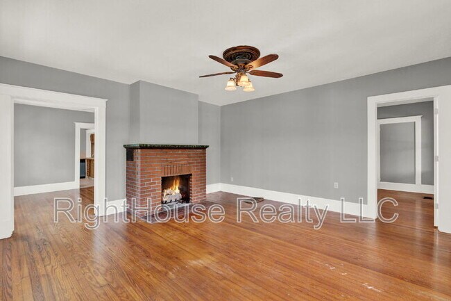 Foto del edificio - 611 S Grove St