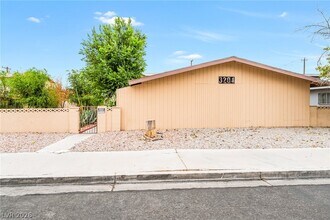 Building Photo - 3204 N Michael Way